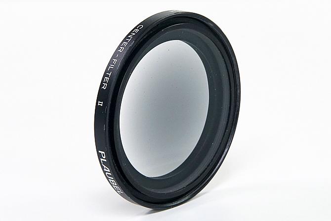 47mm F5.6 用センターフィルター CenterーFilter Ⅱ Multicoating (Schneider) 広角レンズ特有の周辺光量不足を補うフィルターです。 Pケース付 (他社)の画像