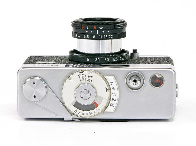 Rollei B35 (白) Germany 製,Rare 40/3.5 Triotar (沈銅式) 263gの画像