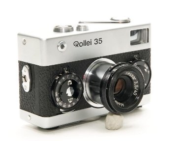Rollei 35 (白) Singapore 製 40/3.5 テッサー(沈銅式) 352gの画像