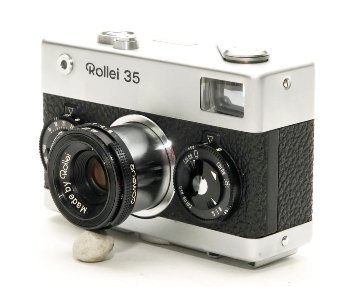 Rollei 35 (白) Singapore 製 40/3.5 テッサー(沈銅式) 352gの画像