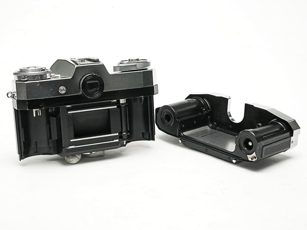 Contaflex 50mm F2.8 Tessar  Synchro-Compur M.X.V.レンズシャッター　　セレンメーター内蔵(作動良好)の画像