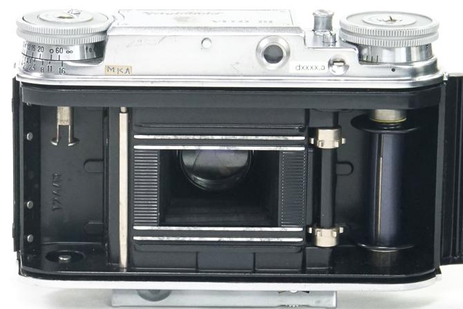 VITO lll 24×35mm (VOIGTLANDER)  50/2 ULTRON 付 シンクロコンパーM.X.レンズシャッター  距離計連動式、距離目盛 m 純正レンズフード付の画像