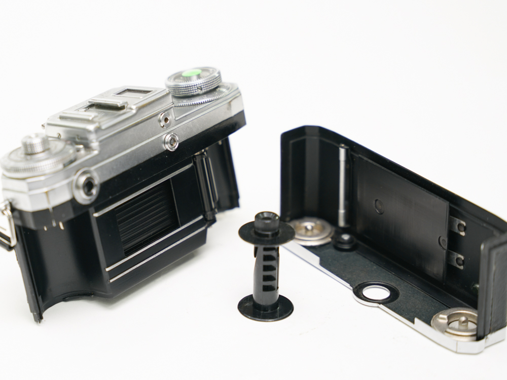 Contax ⅢA 50/2 Sonnar (Carl-Zeiss Jena) 距離計連動 セレンメ−タ−内蔵、(不良) レンズ 80%　ボデー80%の画像