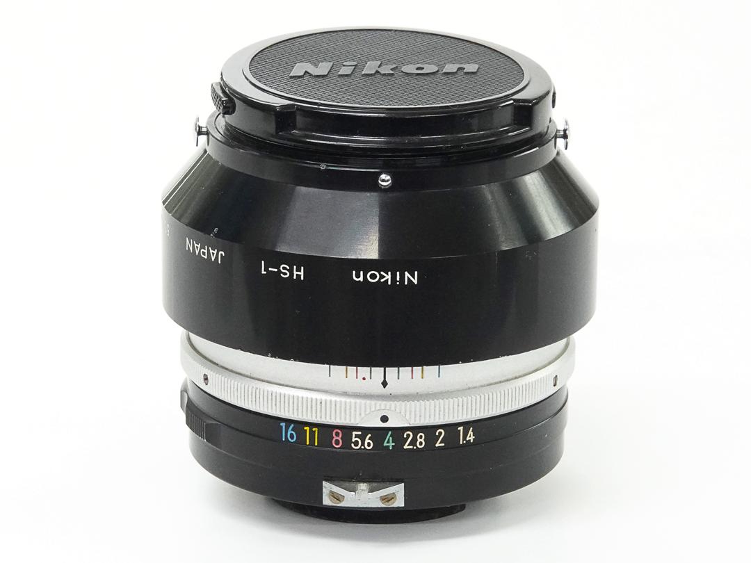 50mm f/1.4  NIKKOR - S Auto UVフィルター, 純正フード, 前後キャップ付の画像
