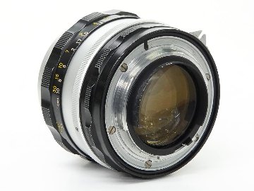 50mm f/1.4  NIKKOR - S Auto UVフィルター, 純正フード, 前後キャップ付の画像