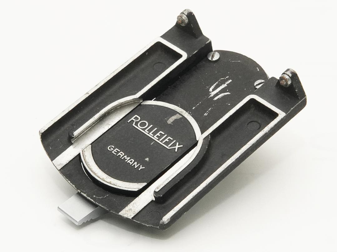 クイック三脚取付金具 Rollei 2眼レフ用 の画像