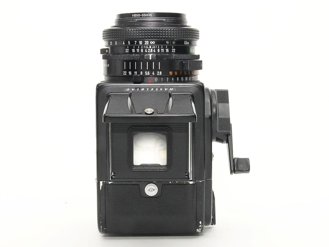  Hasselblad 2000FCM、 80/2.8 Planar T☆、 Fレンズ付、A12 6×6マガジン1ケ、  シャッタースピードが1/2000秒迄 ! ! ! 。の画像