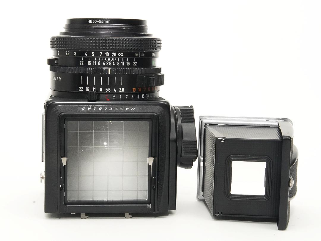  Hasselblad 2000FCM、 80/2.8 Planar T☆、 Fレンズ付、A12 6×6マガジン1ケ、  シャッタースピードが1/2000秒迄 ! ! ! 。の画像