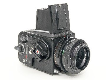 Hasselblad 2000FCM、 80/2.8 Planar T☆、 Fレンズ付、A12 6×6マガジン1ケ、  シャッタースピードが1/2000秒迄 ! ! ! 。の画像