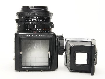  Hasselblad 2000FCM、 80/2.8 Planar T☆、 Fレンズ付、A12 6×6マガジン1ケ、  シャッタースピードが1/2000秒迄 ! ! ! 。の画像