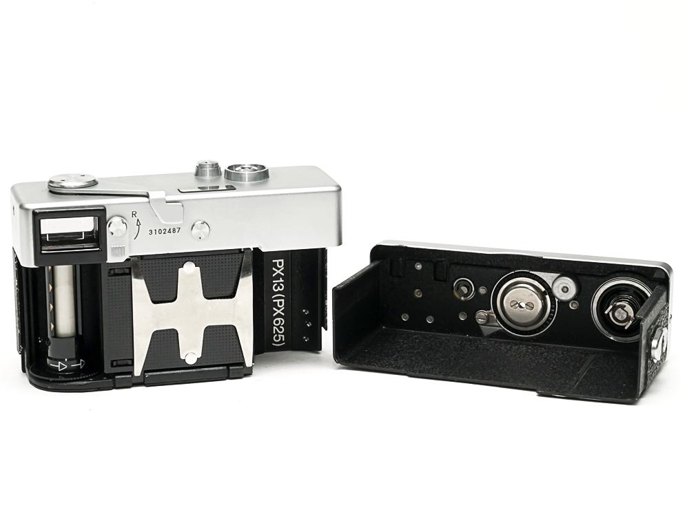 Rollei 35 (白) Germany 製 40/3.5 Tessar (沈銅式) 372g の画像