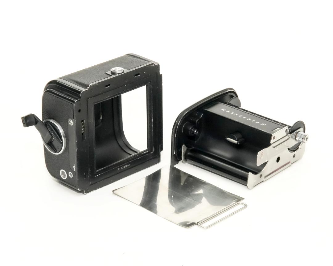 A-12 フィルムマガジン 黒  M# RI3251841  90% HASSELBLAD 元箱付の画像