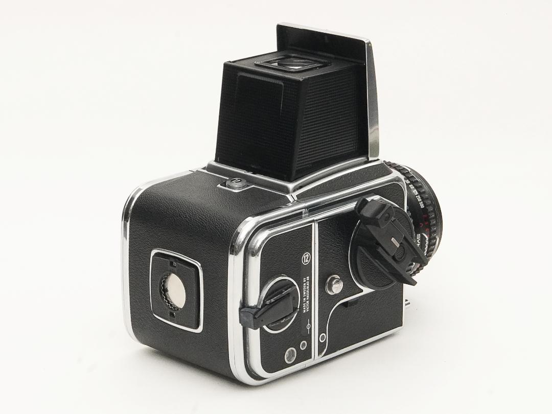 Hasselblad 500C/M 25周年モデル,  80/2.8 Planar T☆ (Cレンズ ) A-12マガジン スタンダード焦点板 ネックストラップ付 日本語使用説明書付(コピー) の画像