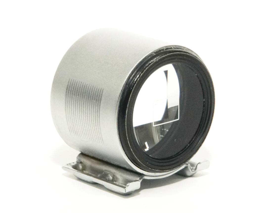 Leica 50mmの彫刻 かつ ’’全ローマ字大文字’’のレア物　5cm 用 ファインダー、前期型、 純正革ケース付 SBOOIの画像