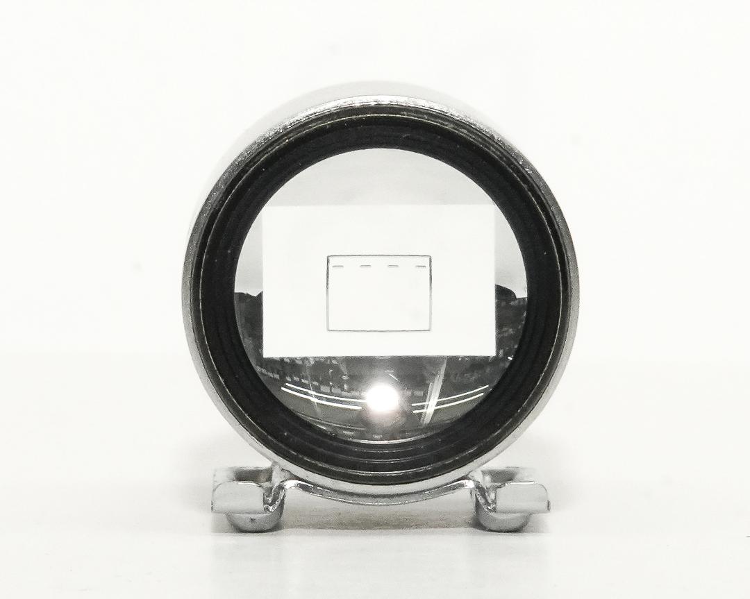 Leica 50mmの彫刻 かつ ’’全ローマ字大文字’’のレア物　5cm 用 ファインダー、前期型、 純正革ケース付 SBOOIの画像