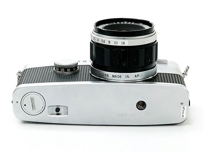OLYMPUS PEN FT 20/3.5 ZUIKO-W 付   カメラケース(下部分)付 SLフィルター、前キャップ付  の画像