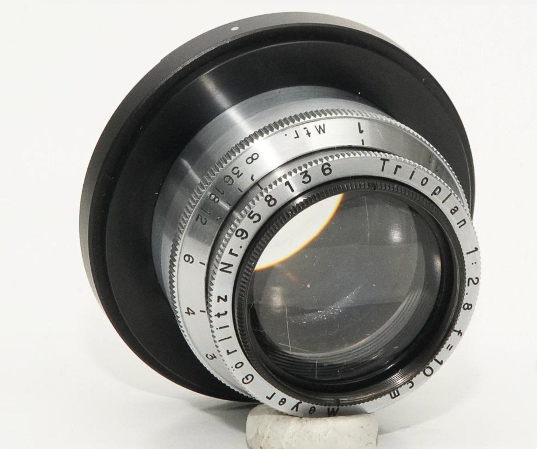 100/2.8 Trioplan (Meyer-Optik Gorlitz) V-シリーズ,　 手動絞り(真ん丸の真円絞り) SN.958136の画像