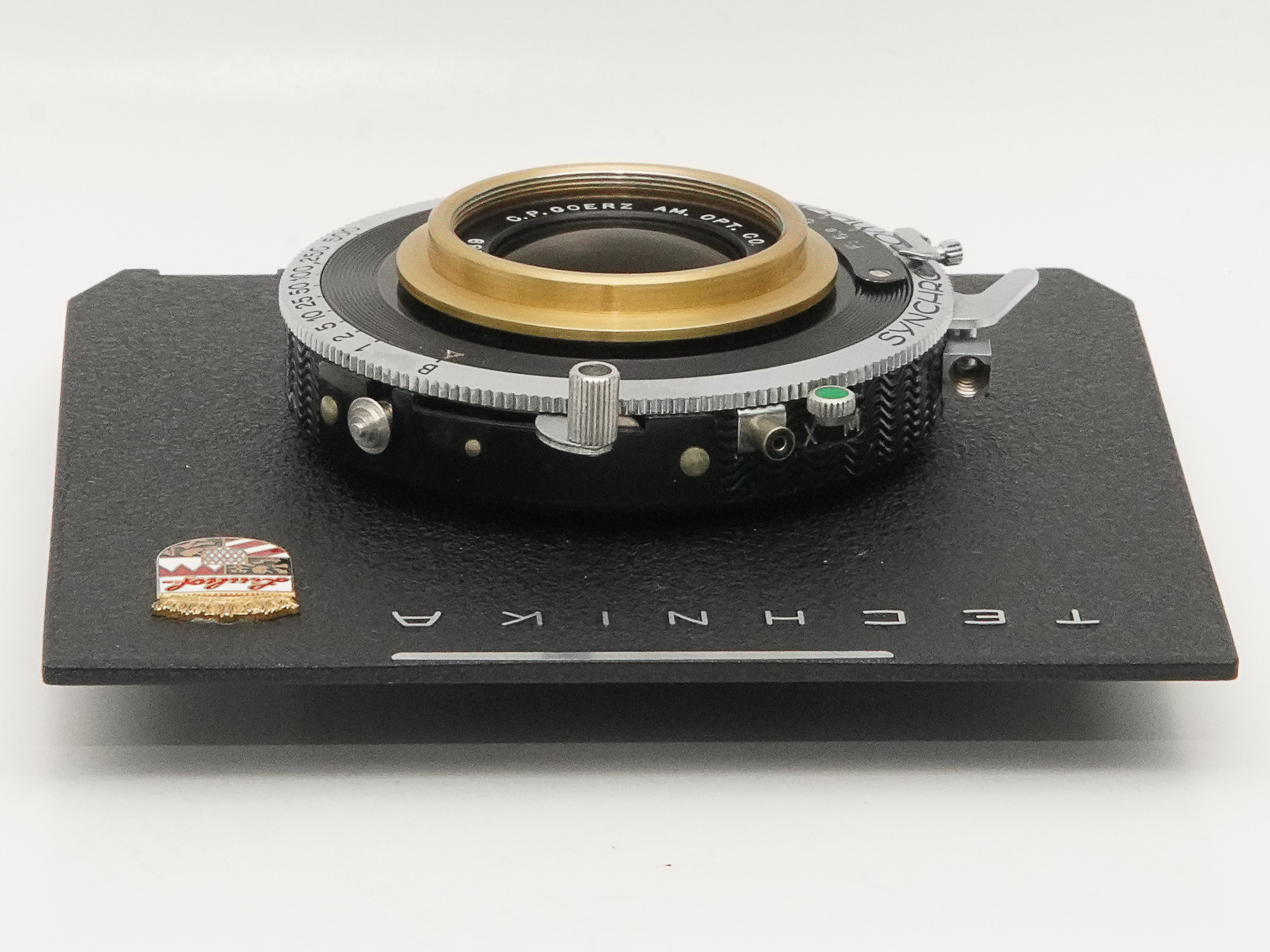 150/6.8 Gold rim DAGOR (GOERZ) 　シンクロコンパーシャッター付き (真円絞り) リンホフテヒニカ4×5inレンズボード付の画像