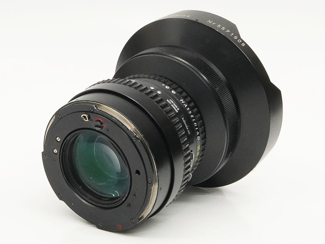 30/3.5 Distagon (Cレンズ) ハッセルブラッド Vシリーズ用  シンクロコンパーMXVシャッター付 革レンズケース付の画像