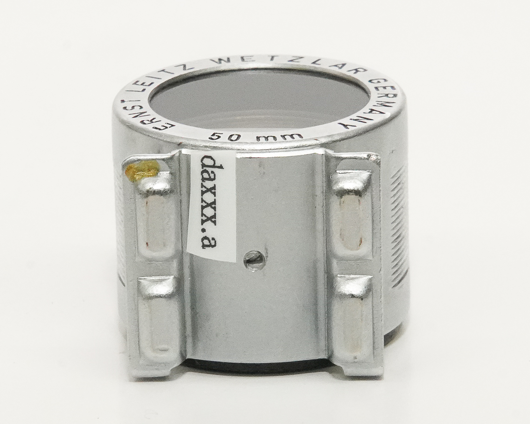 Leica 50mmの彫刻 かつ ’’全ローマ字大文字’’のレア物　5cm 用 ファインダー、前期型、 純正革ケース付 SBOOIの画像