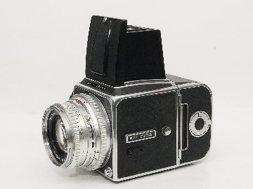 Hasselblad 500C  80/2.8 Planar (Cレンズ ) M-12マガジン スタンダード焦点板 ネックストラップ付 日本語使用説明書付(コピー)の画像