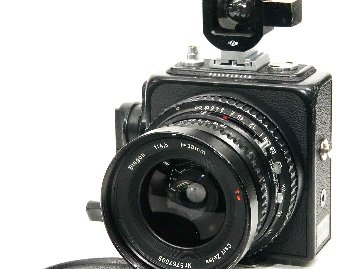 Hasselblad SWC 38/4.5 Biogon T ☆ (C-レンズ） ビューファインダー付き(メタル) ネックストラップ付 メタルレンズフード付 (フードキャップ付) の画像