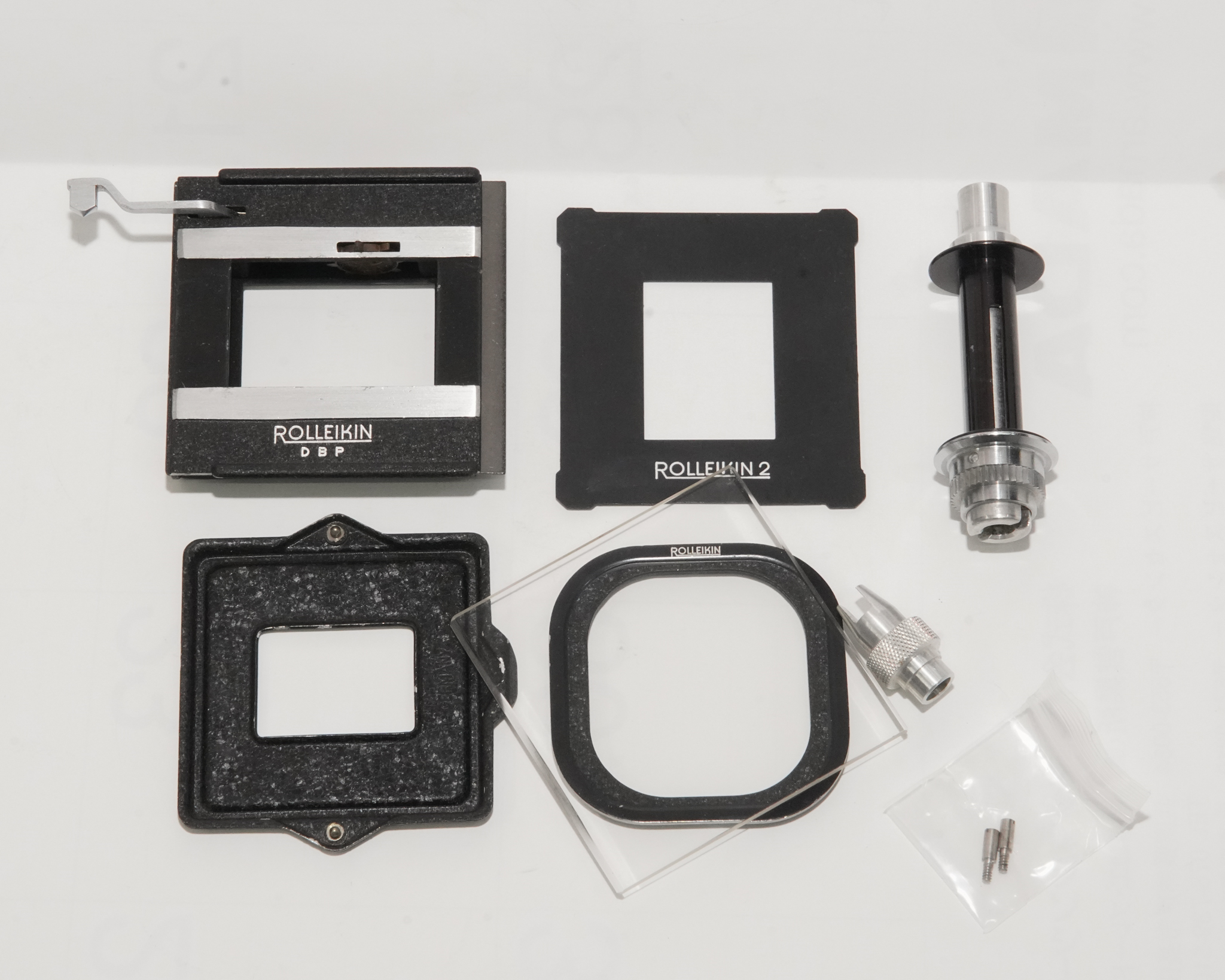 Rolleikin  Rollei 2眼レフカメラ用  35mmフィルムを使用しますアダプターキットです。　ケース付の画像