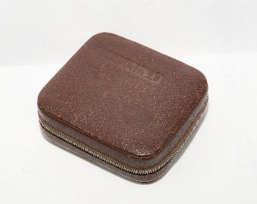 Rolleikin  Rollei 2眼レフカメラ用  35mmフィルムを使用しますアダプターキットです。　ケース付の画像