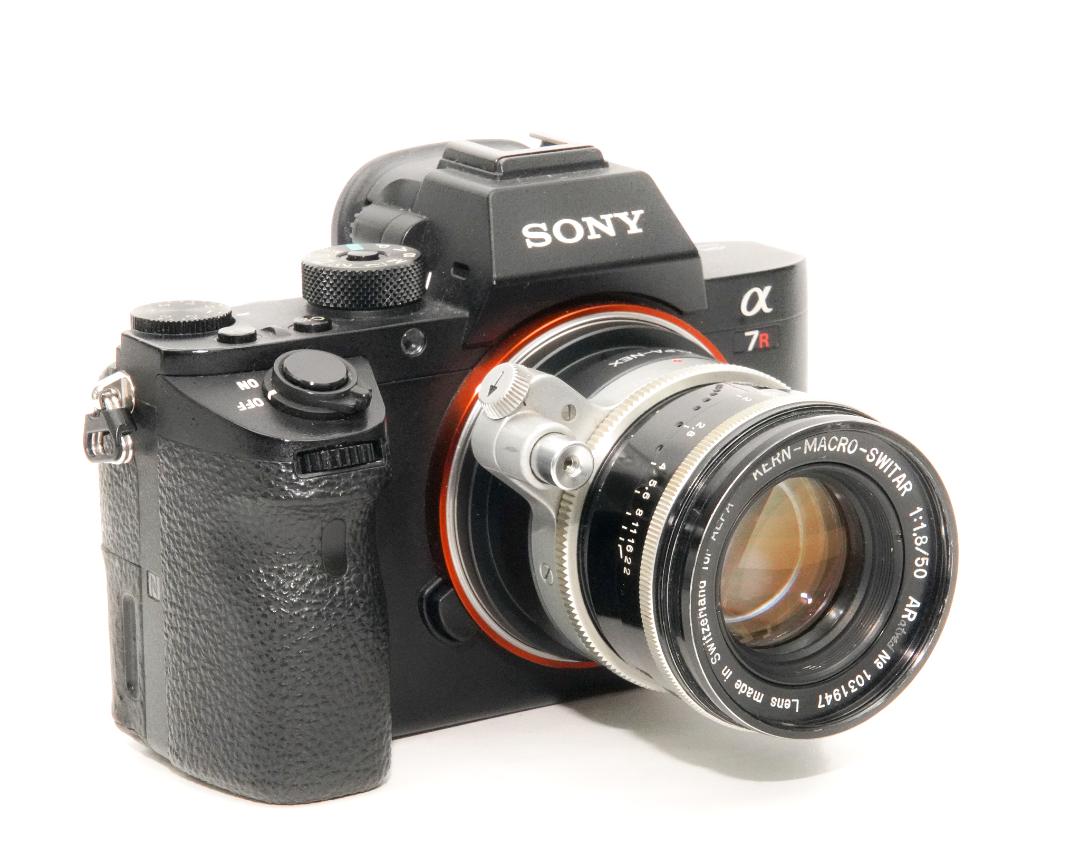 50/1.8 KERN-MACRO-SWITAR AR  (Switzerland)  SN.1031947  純正前後キャップ、フード、元箱付 自動絞り、95%	の画像