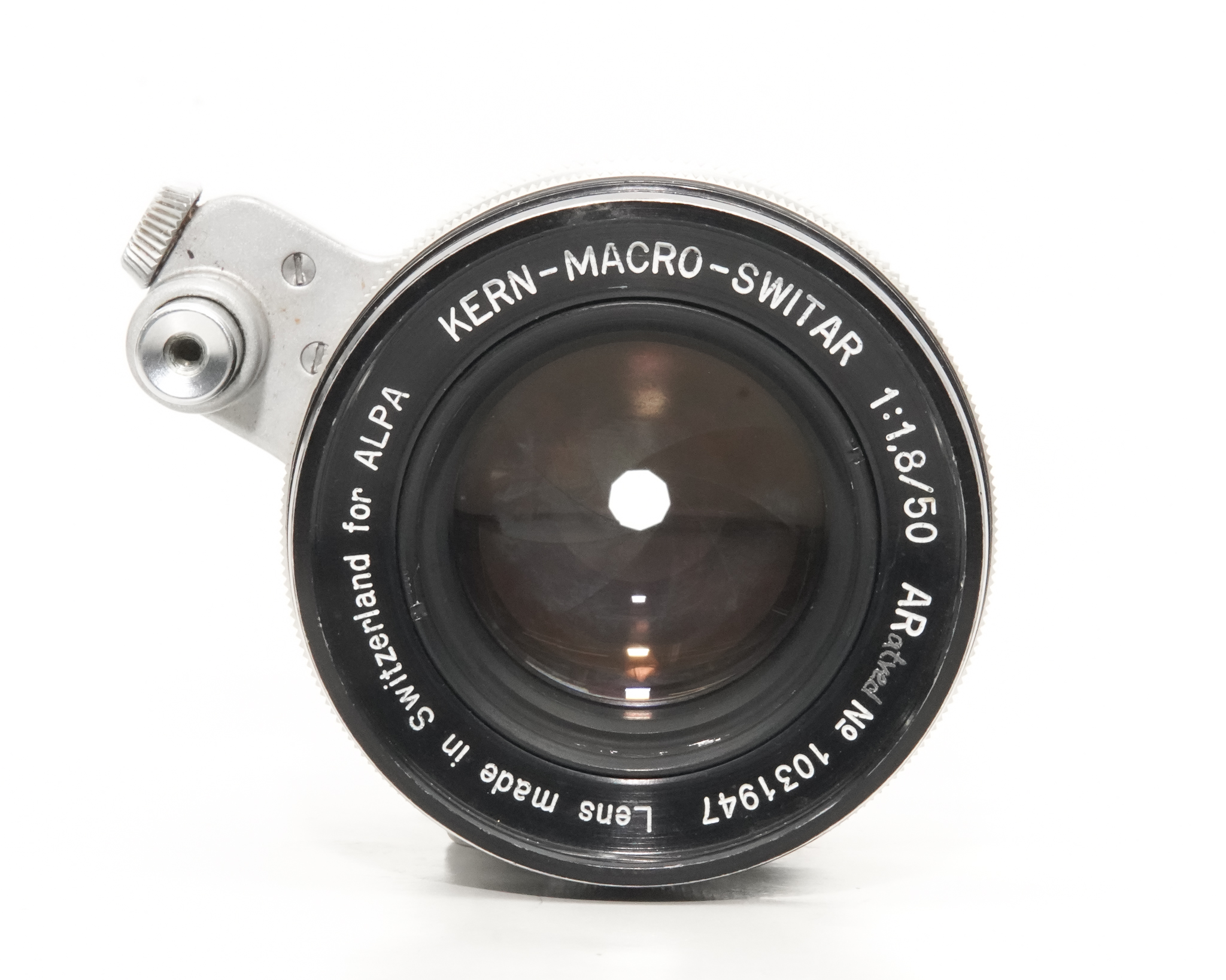 50/1.8 KERN-MACRO-SWITAR AR  (Switzerland)  SN.1031947  純正前後キャップ、フード、元箱付 自動絞り、95%	の画像