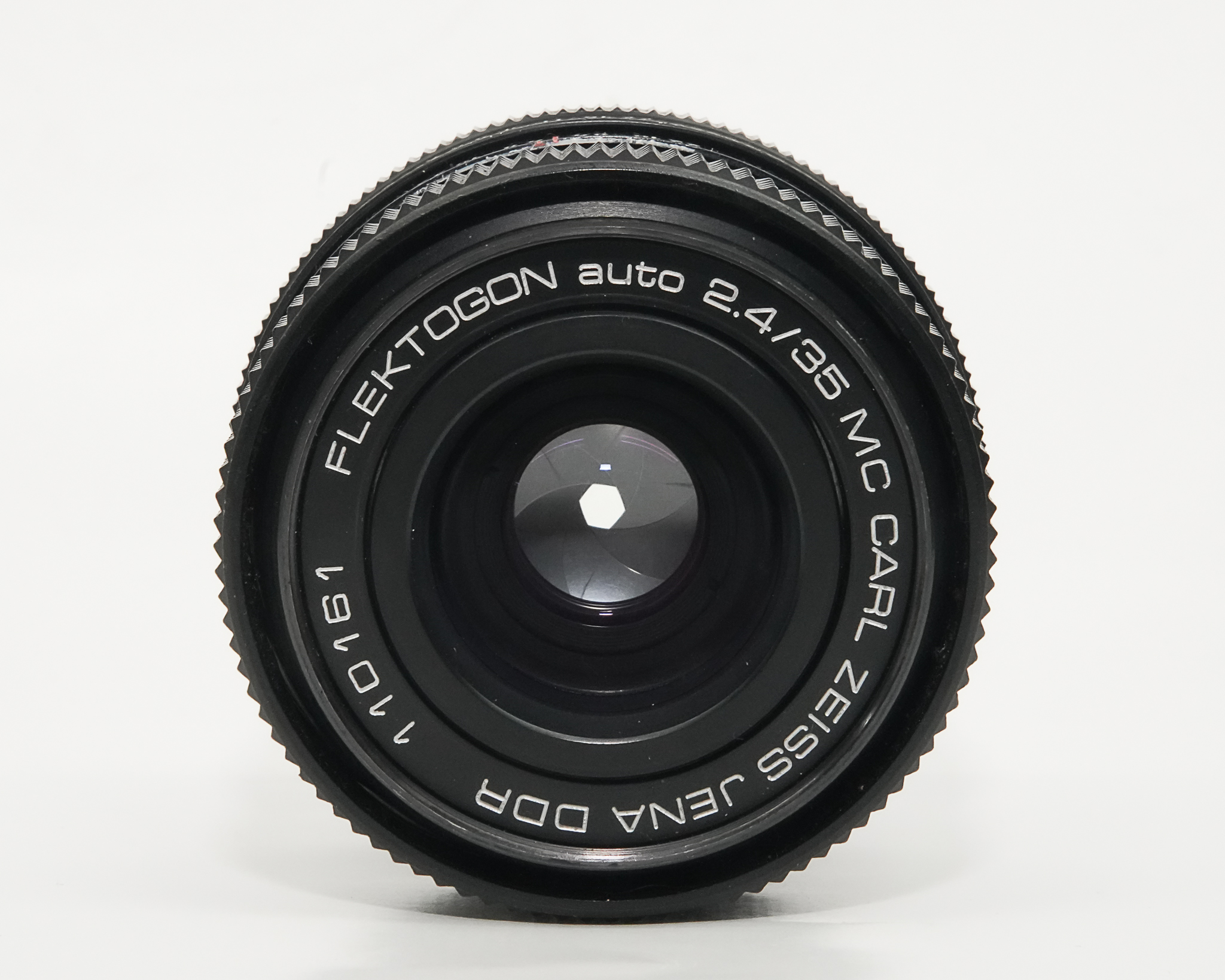 35/2.4 Flektogon MC (aus JENA DDR) M42マウント  手動絞り&自動絞り切り替えレバー有り 前後キヤップ付 L#SN110161の画像