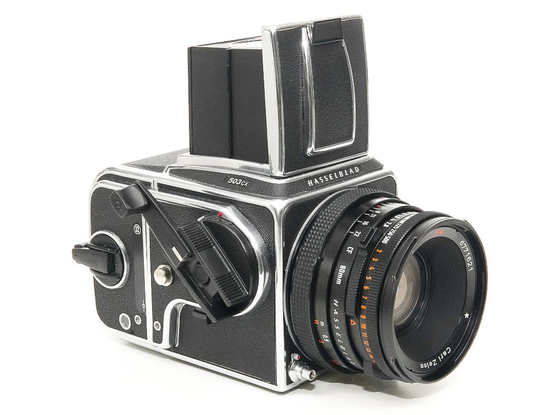Hasselblad 503CX 80/2.8 Planar T* (CFレンズ) A-12マガジン 焦点板 ラピットクランク ネックストラップ  日本語使用説明書付　93% 超美品の画像
