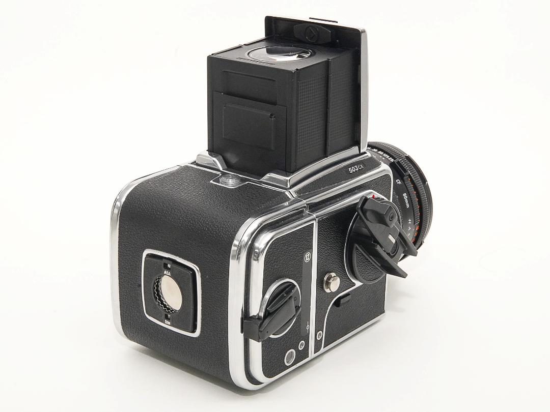 Hasselblad 503CX 80/2.8 Planar T* (CFレンズ) A-12マガジン 焦点板 ラピットクランク ネックストラップ  日本語使用説明書付　93% 超美品の画像