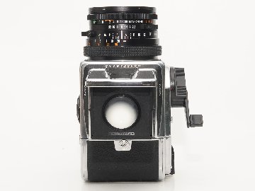 Hasselblad 503CX 80/2.8 Planar T* (CFレンズ) A-12マガジン 焦点板 ラピットクランク ネックストラップ  日本語使用説明書付　93% 超美品の画像