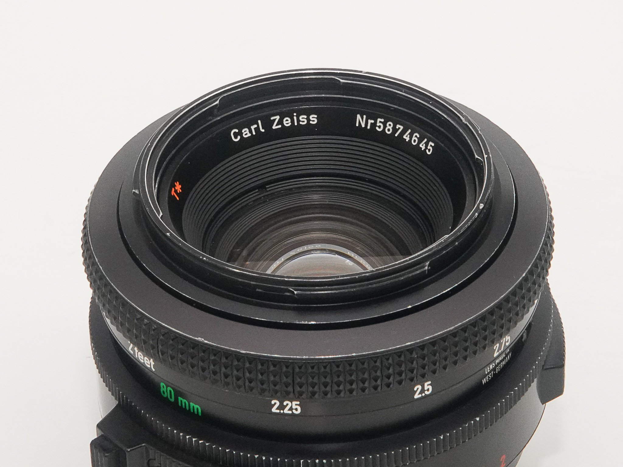 80/2.8 Planar T ☆  V-シリーズ  F レンズ　200シリーズ&2000シリーズ,カメラボデー用　58cm〜∞　寄れるPlanarの画像