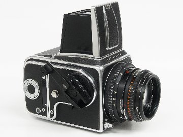 Hasselblad 500C/M  80/2.8 Planar (Cレンズ ) ブラック 12マガジン　疑似アキュートマット焦点板　 ネックストラップ付  日本語使用説明書付(コピー)の画像