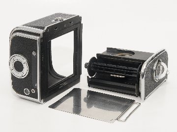 Hasselblad 500C/M  80/2.8 Planar (Cレンズ ) ブラック 12マガジン　疑似アキュートマット焦点板　 ネックストラップ付  日本語使用説明書付(コピー)の画像