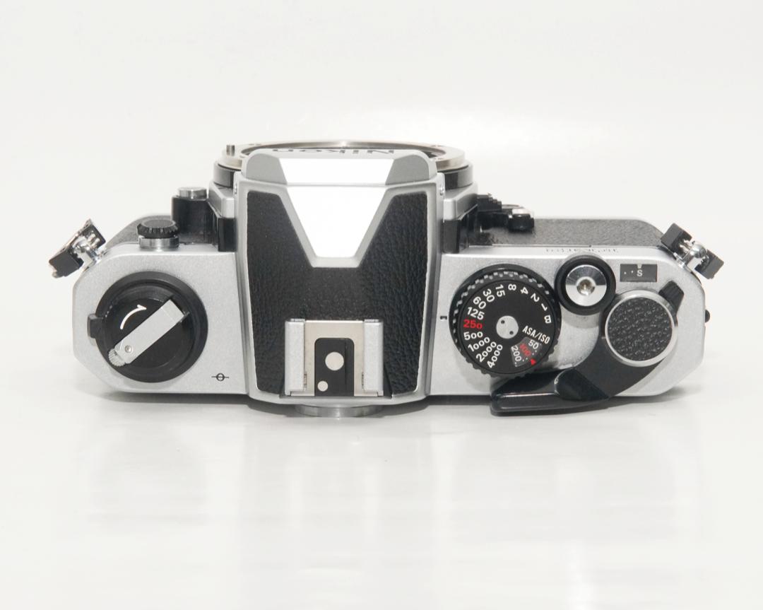 Nikon New FM2 カメラボディ  一眼レフカメラ 露出計内蔵の画像