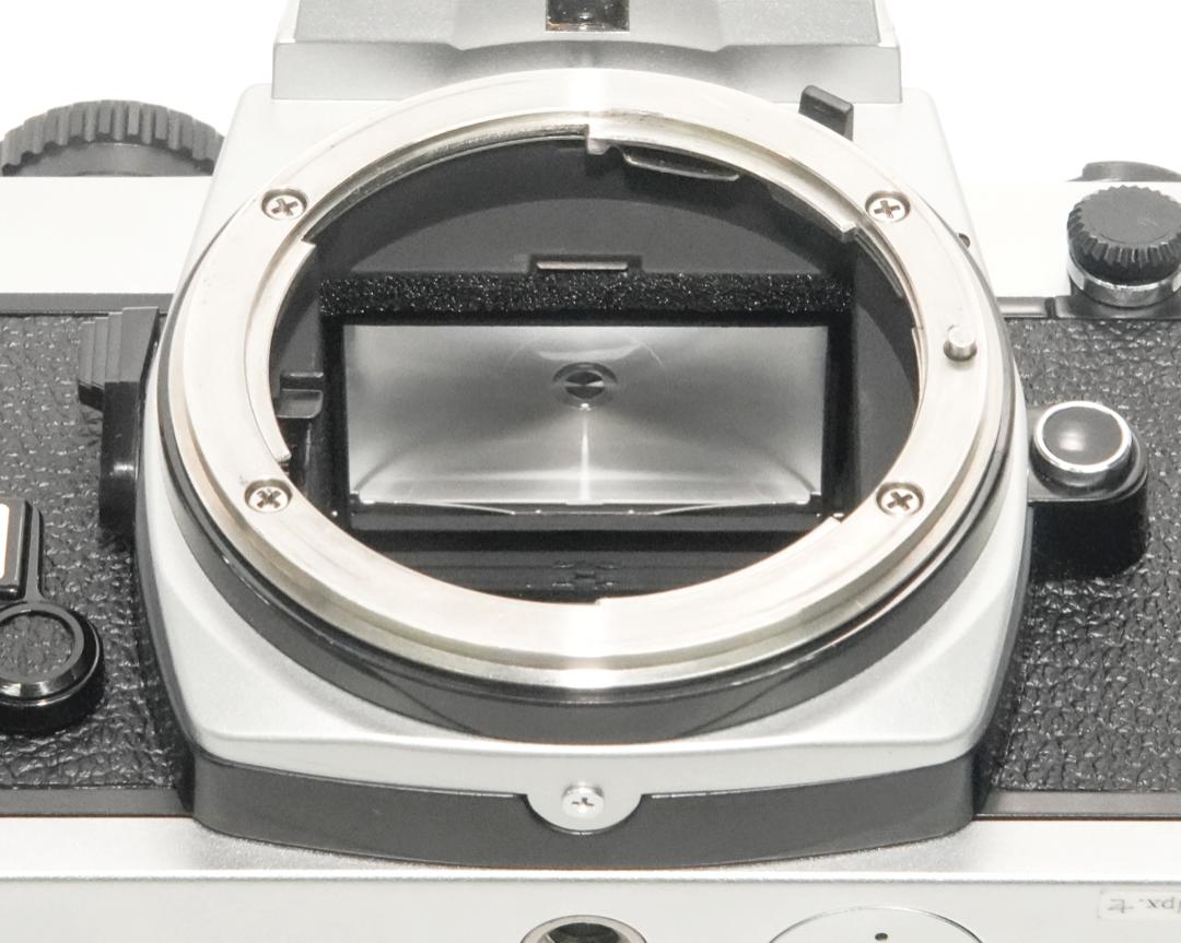 Nikon New FM2 カメラボディ  一眼レフカメラ 露出計内蔵の画像