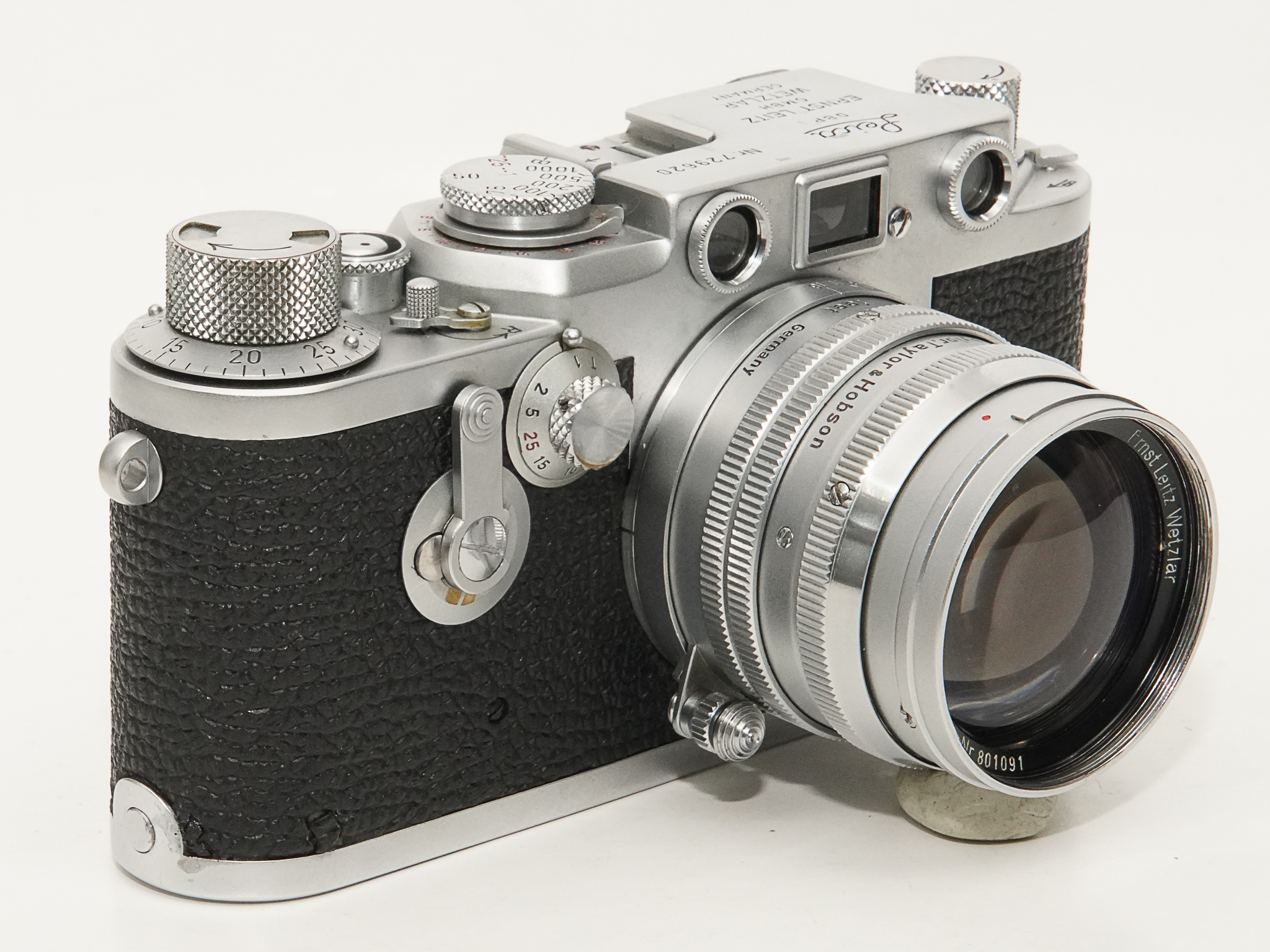 50mm F1.5 Summarit  Sn801091 ライカスクリュー(L39)用  専用純正フィルター・前後キャップ付、フード付(他社製)の画像