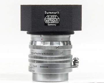 50mm F1.5 Summarit  Sn801091 ライカスクリュー(L39)用  専用純正フィルター・前後キャップ付、フード付(他社製)の画像