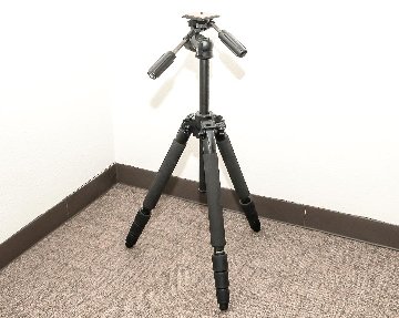 Velbon Carmagne  ベルボン カルマーニュ G5400  4段式 三脚　3way 雲台 搭載　カーボン&マグネシウム製の画像