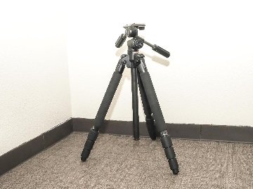 Velbon Carmagne  ベルボン カルマーニュ G5400  4段式 三脚　3way 雲台 搭載　カーボン&マグネシウム製の画像