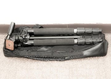 Velbon Carmagne  ベルボン カルマーニュ G5400  4段式 三脚　3way 雲台 搭載　カーボン&マグネシウム製の画像