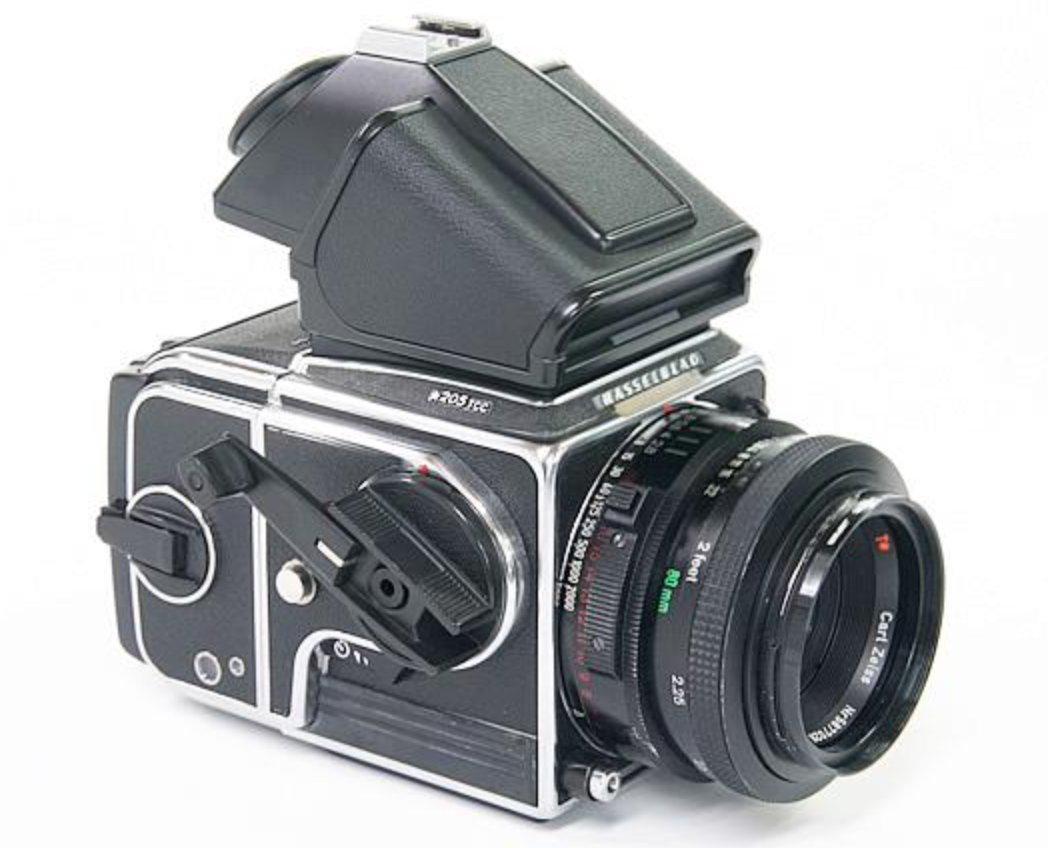 ☆ Hasselblad 205TCC 80/2.8 Planar T* (Fレンズ) E24CC 6×6マガジン Hasselプリズムファインダー付 【PM5 (45度) 3倍の拡大】 の画像