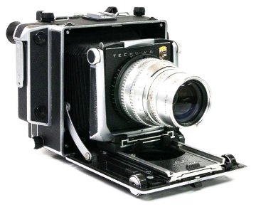 アダプタボード Hasselbladのレンズを 4×5 inカメラで使用します 接写の場合には4×5inをカバー、 ハッセルのレンズはヌケが良くて発色が良く 前後のボケ味が良いので立体感が楽しめます。画像