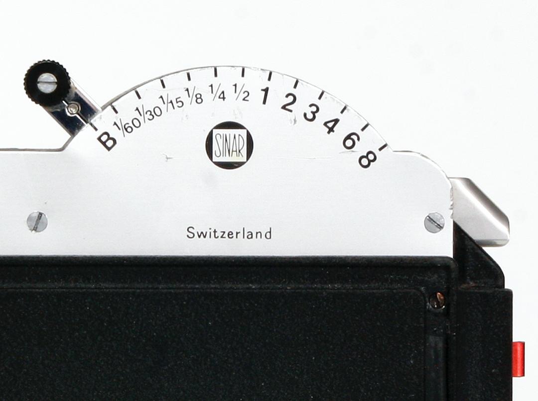 Sinar シャッター(機械的シャッター) シャッターの径75mmφ 60分の1～8秒.B  絞りコントロール付 シンクロアダプタコード付、　Wo/レリーズ、画像