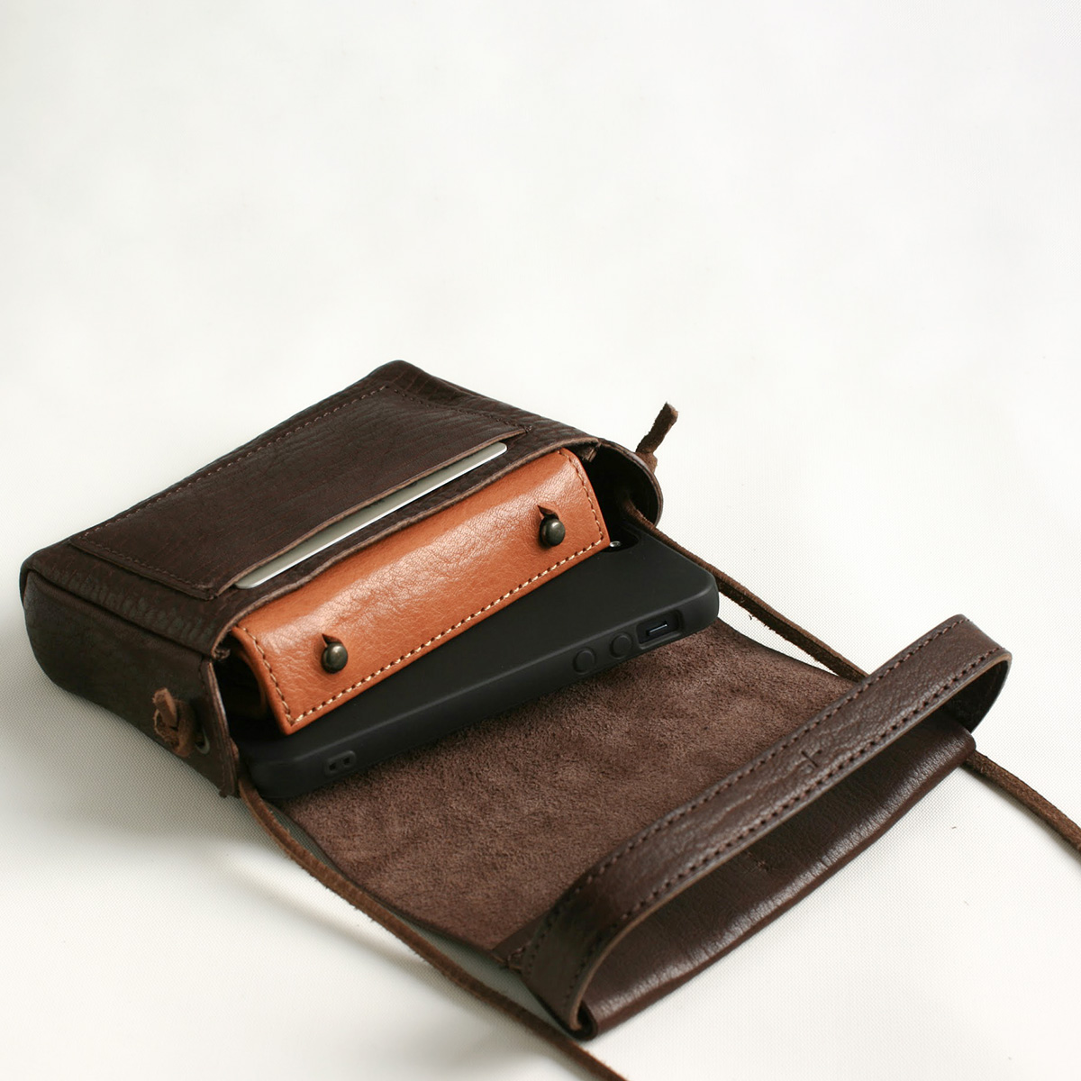 [clearance] pouch sizeM chocoの画像