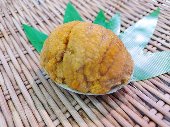 チリ産うに貝焼（50g・1個）の画像