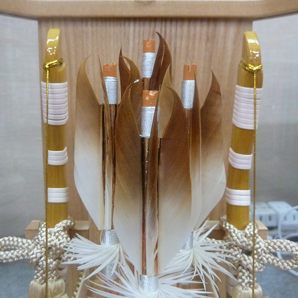 天然矢羽根使用四ツ矢
